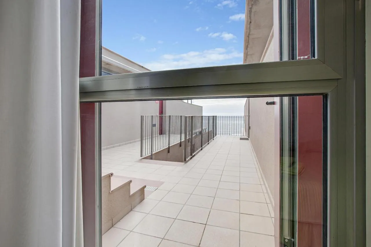 דירות גרנדילה דה אבונה Casa Medano 18 ספרד